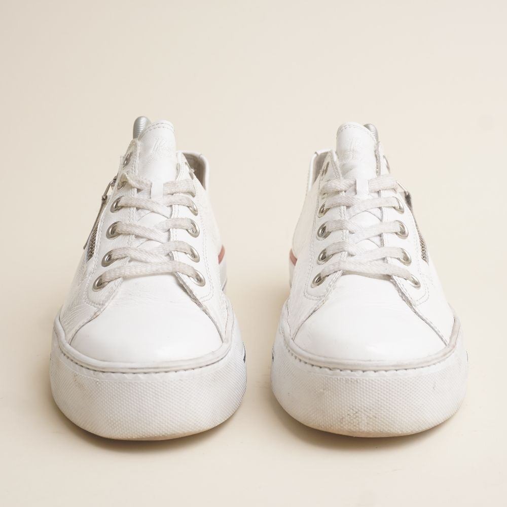 Paul Green White Leather Sneakers with Red and Blue Accent - Picture 2 of 9